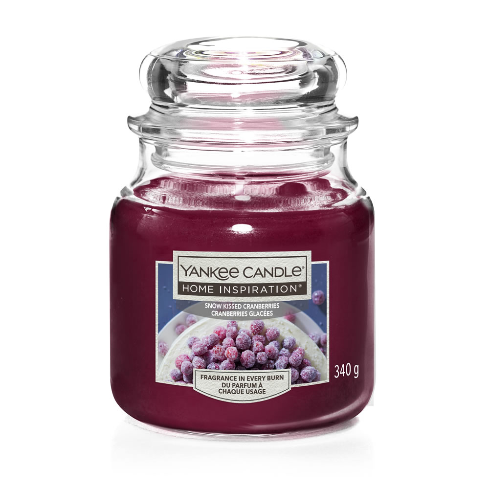 Yankee Candle Medium Jar Snow Kissed Cranberries 340g Image