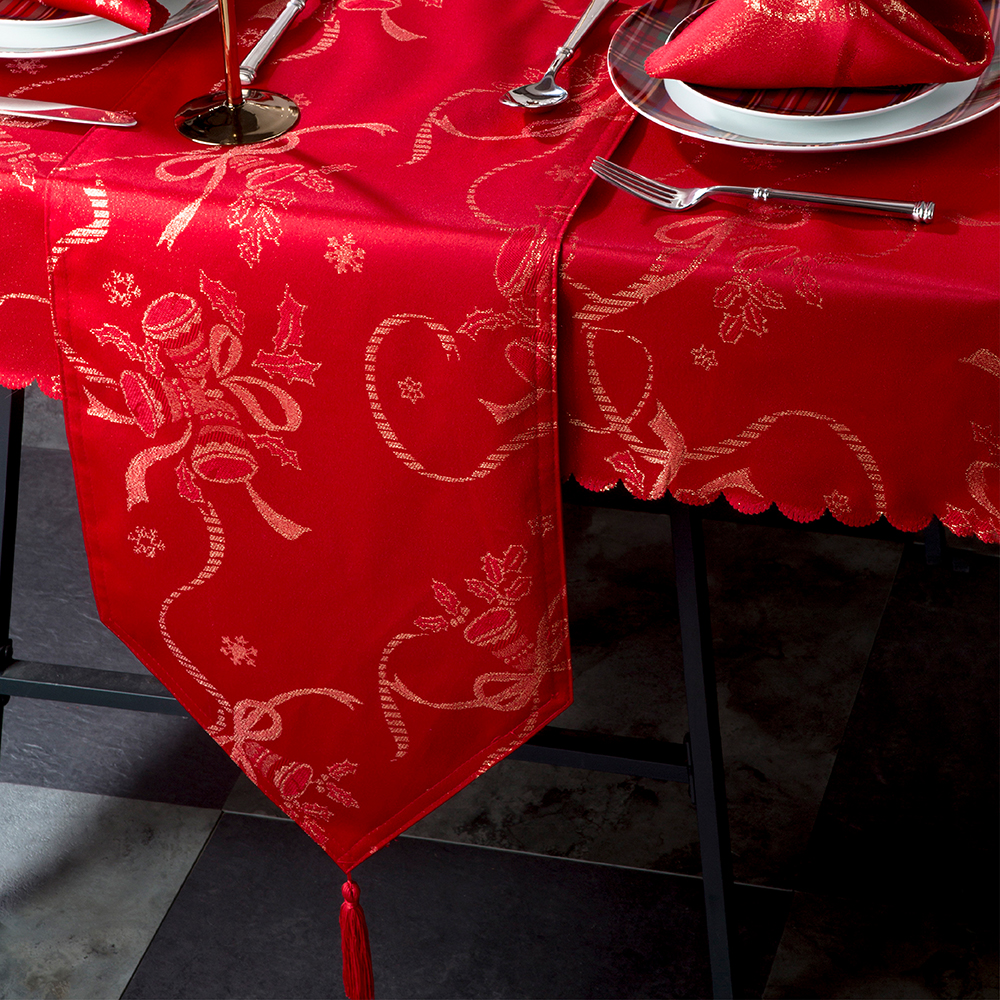 Waterside Noel Sparkle 10Pc Tablecloth Set Image