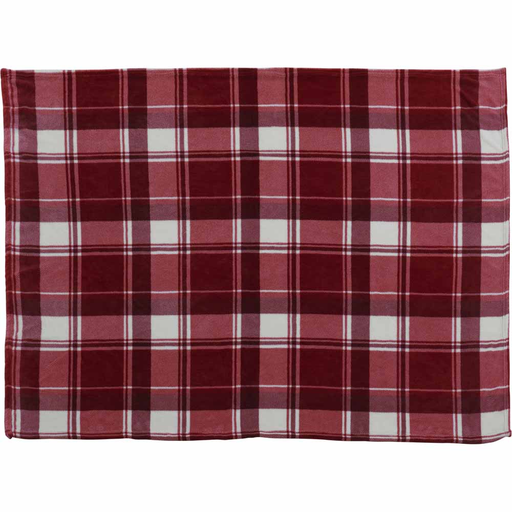 Wilko Red Ultra Soft Check Throw 120 x 150cm Image 2