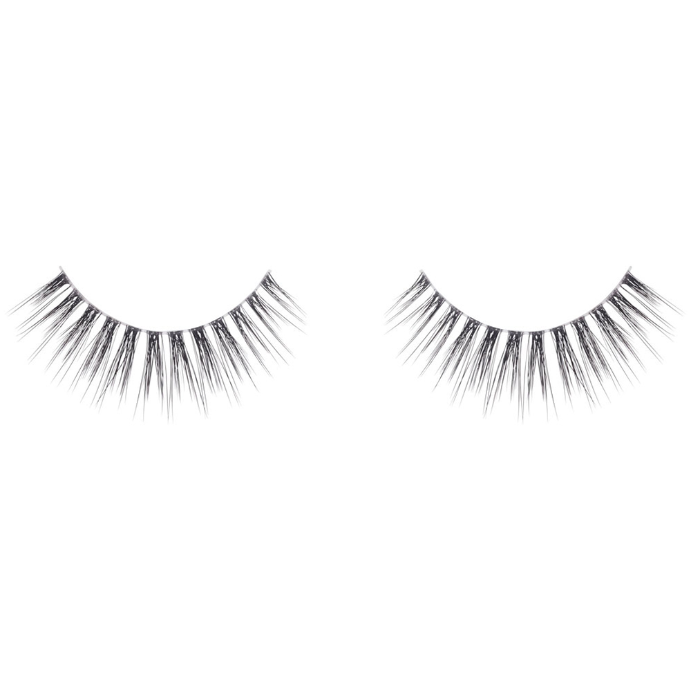 essence Light as a Feather 3d Faux Mink Lashes 01 1 Pack Image 3