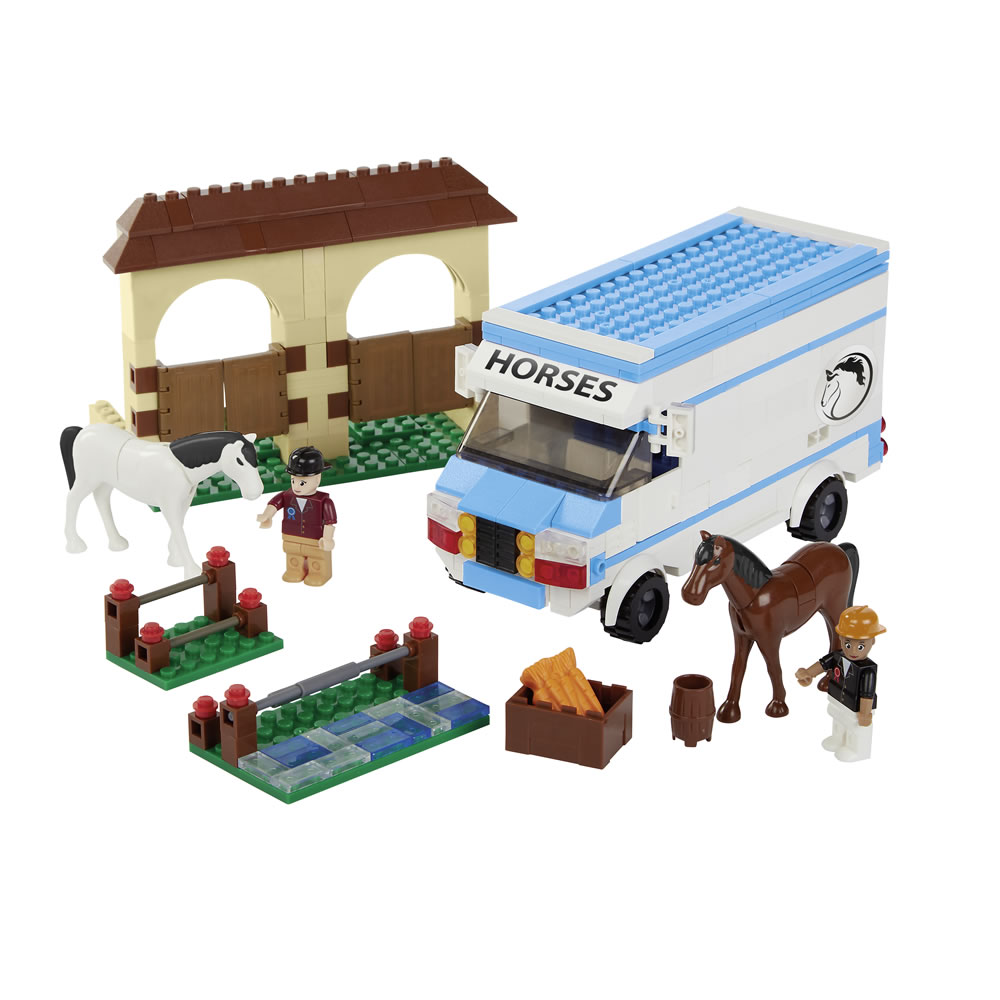 Wilko Blox Pony Stable Large Set Image 1