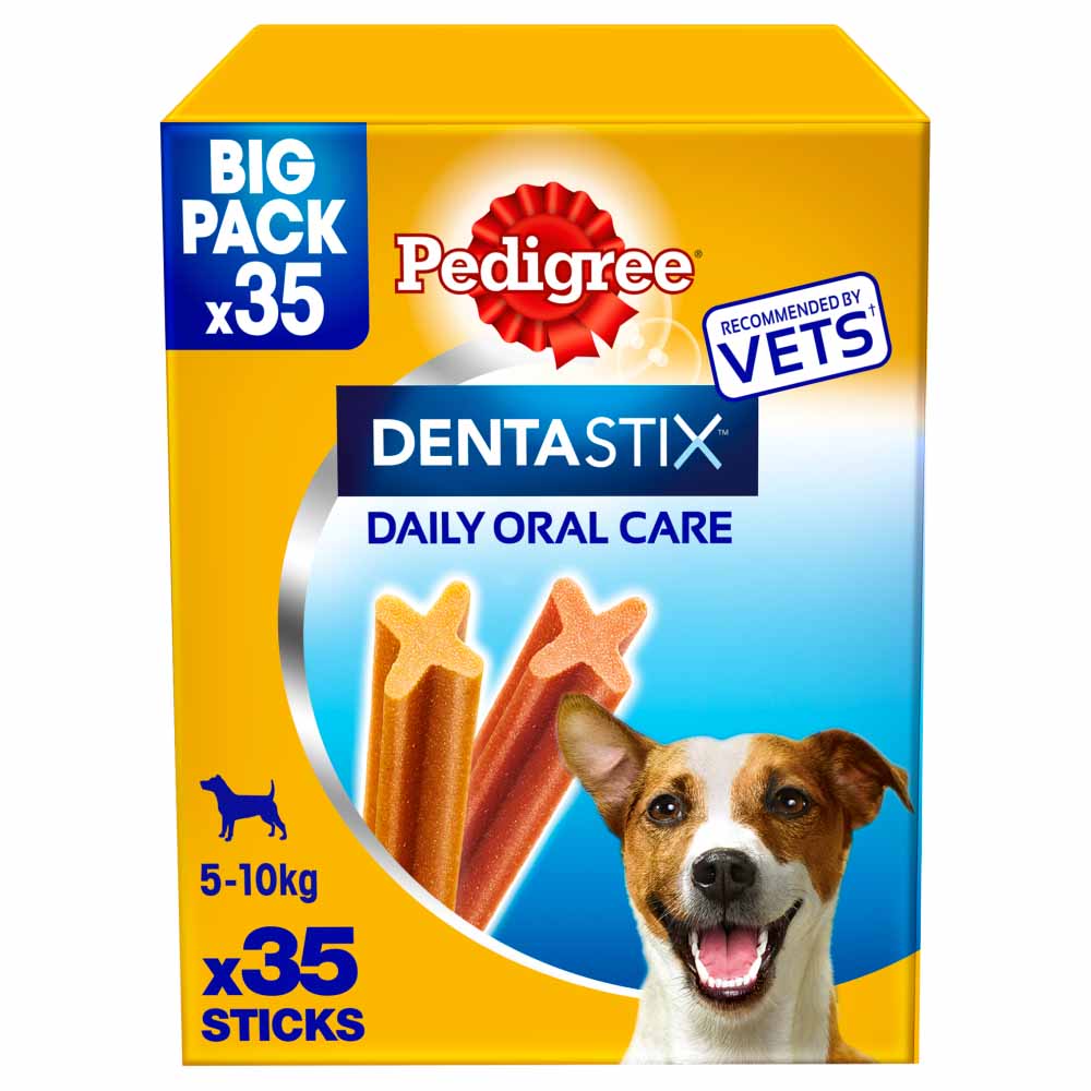 Pedigree 35 Pack Dentastix Daily Adult Small Dog Treats 550g Image 1