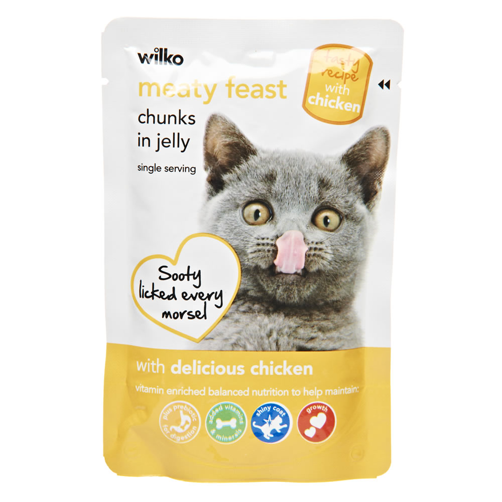 Wilko Meaty Feast with Chicken in Jelly Cat Food Pouch 100g Image