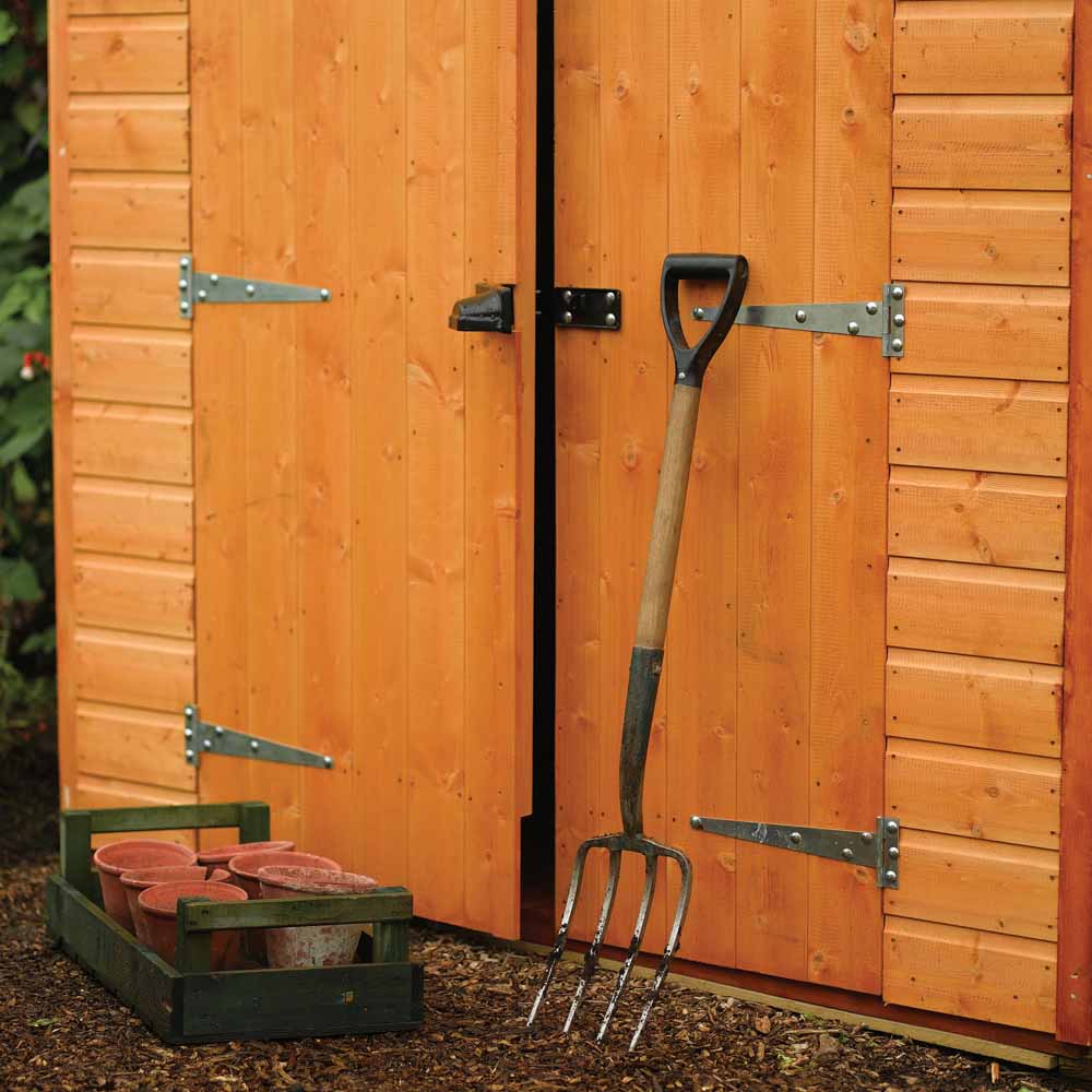 Rowlinson 8 x 6ft Wooden Security Shed Image 3