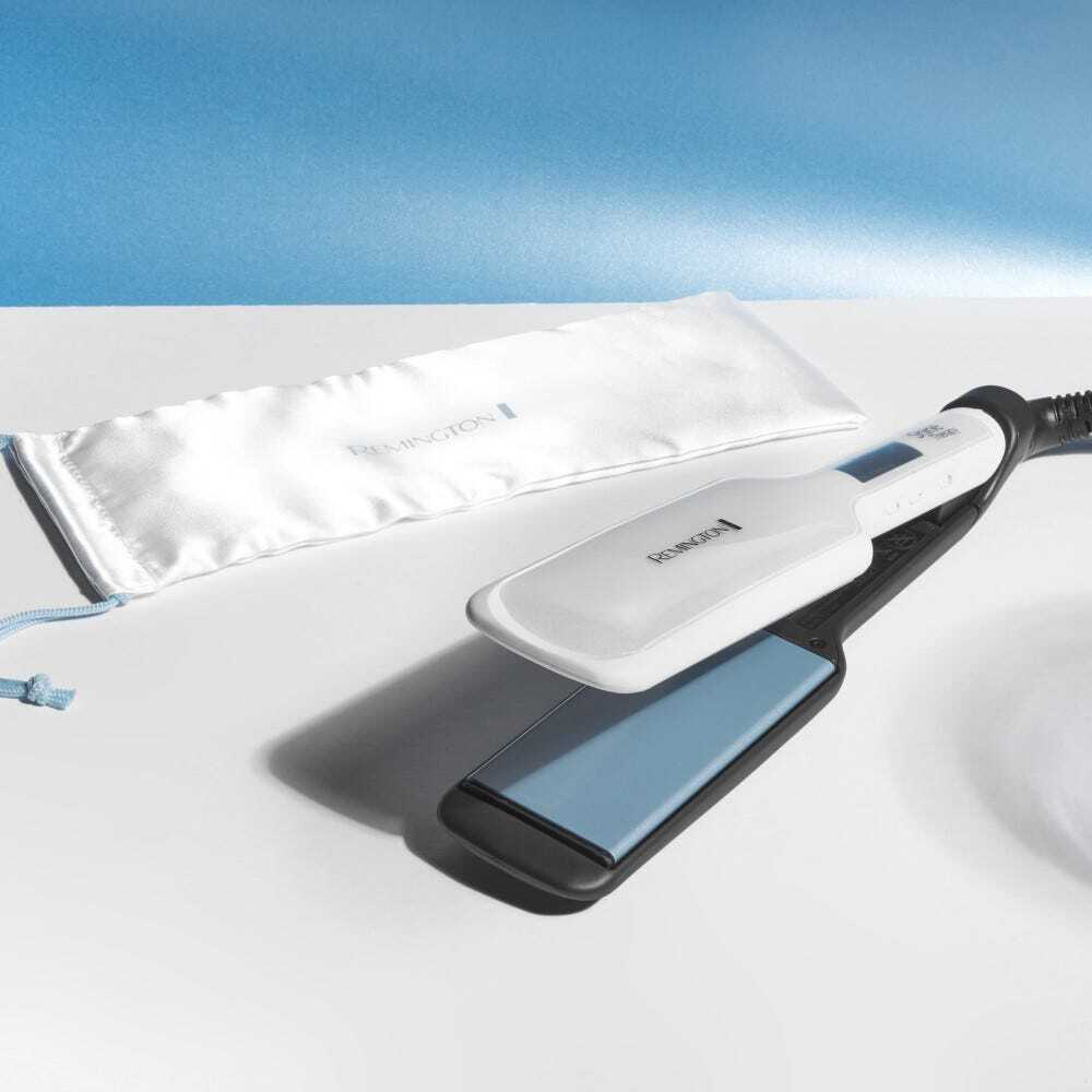 Remington Shine Therapy Wide Plate Hair Straightener Image 2