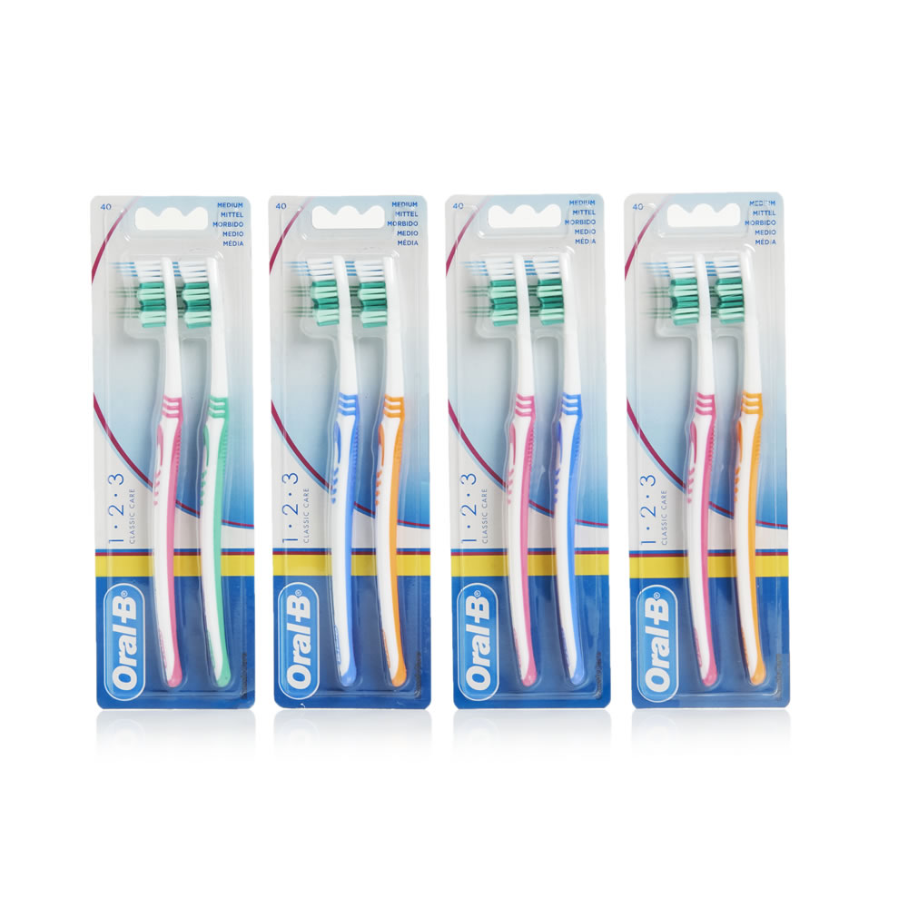 Oral B Classic Care Medium Toothbrush 2 pack Image