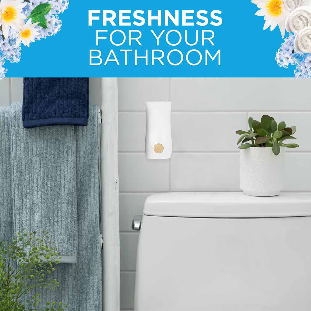 Glade Touch and Fresh Clean Linen Air Freshener Unit Image 3