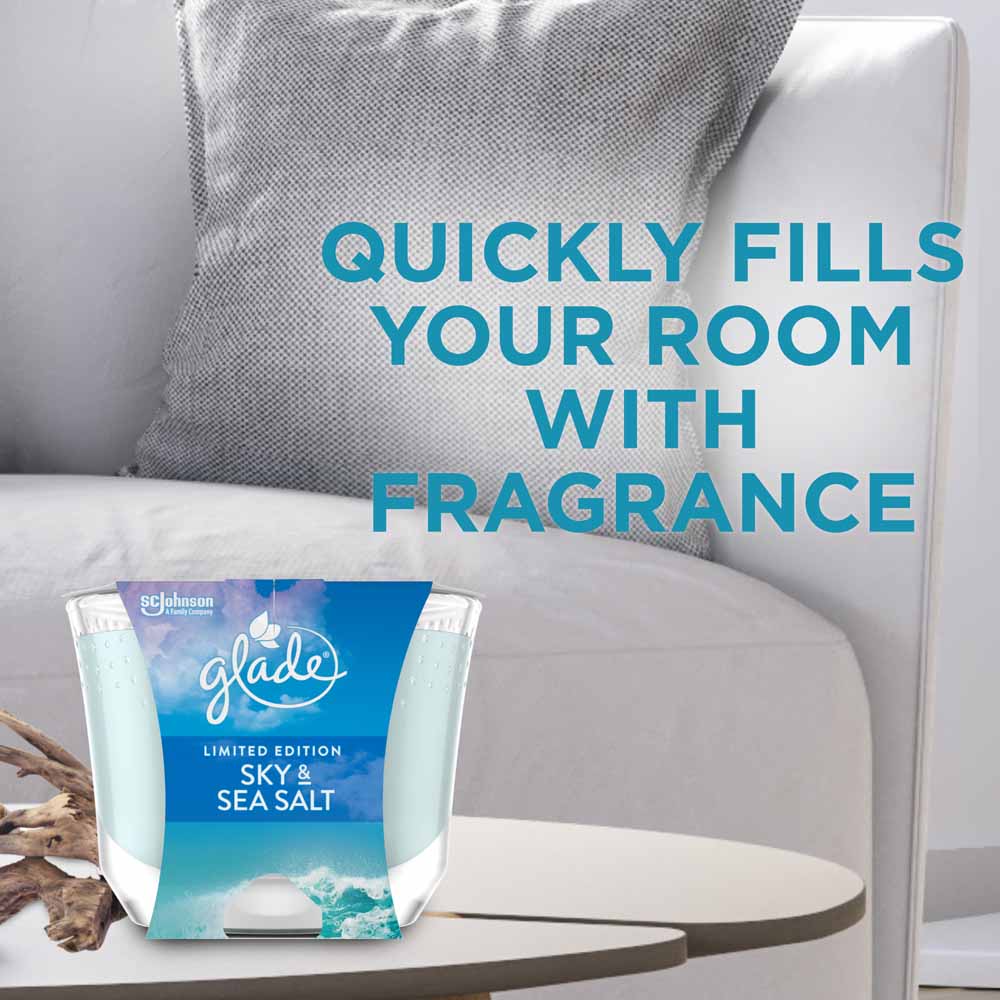 Glade Large Candle Sky and Sea Salt Air Freshener 224g Image 5