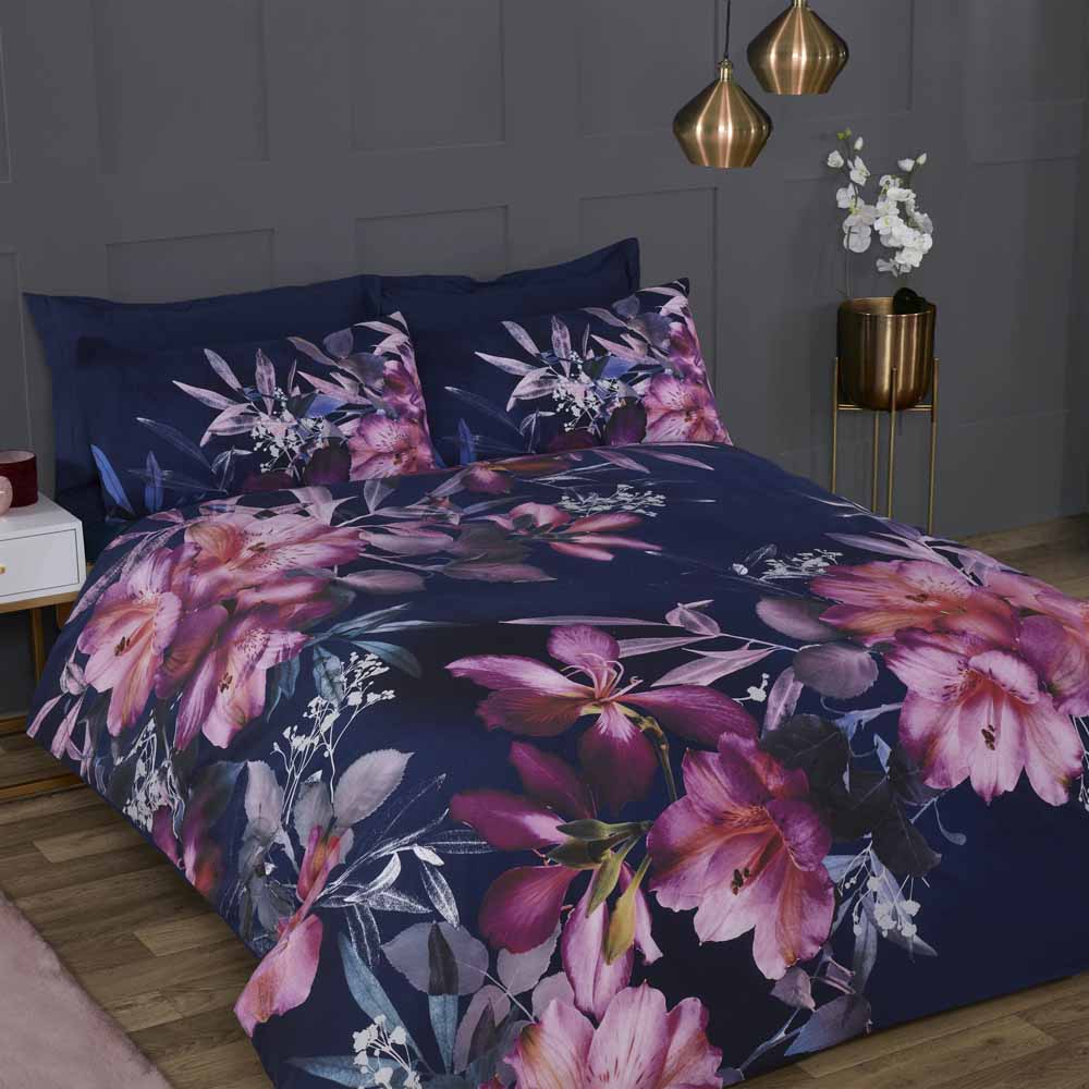 Sleepdown Floral Duvet Set Navy Single Image 1