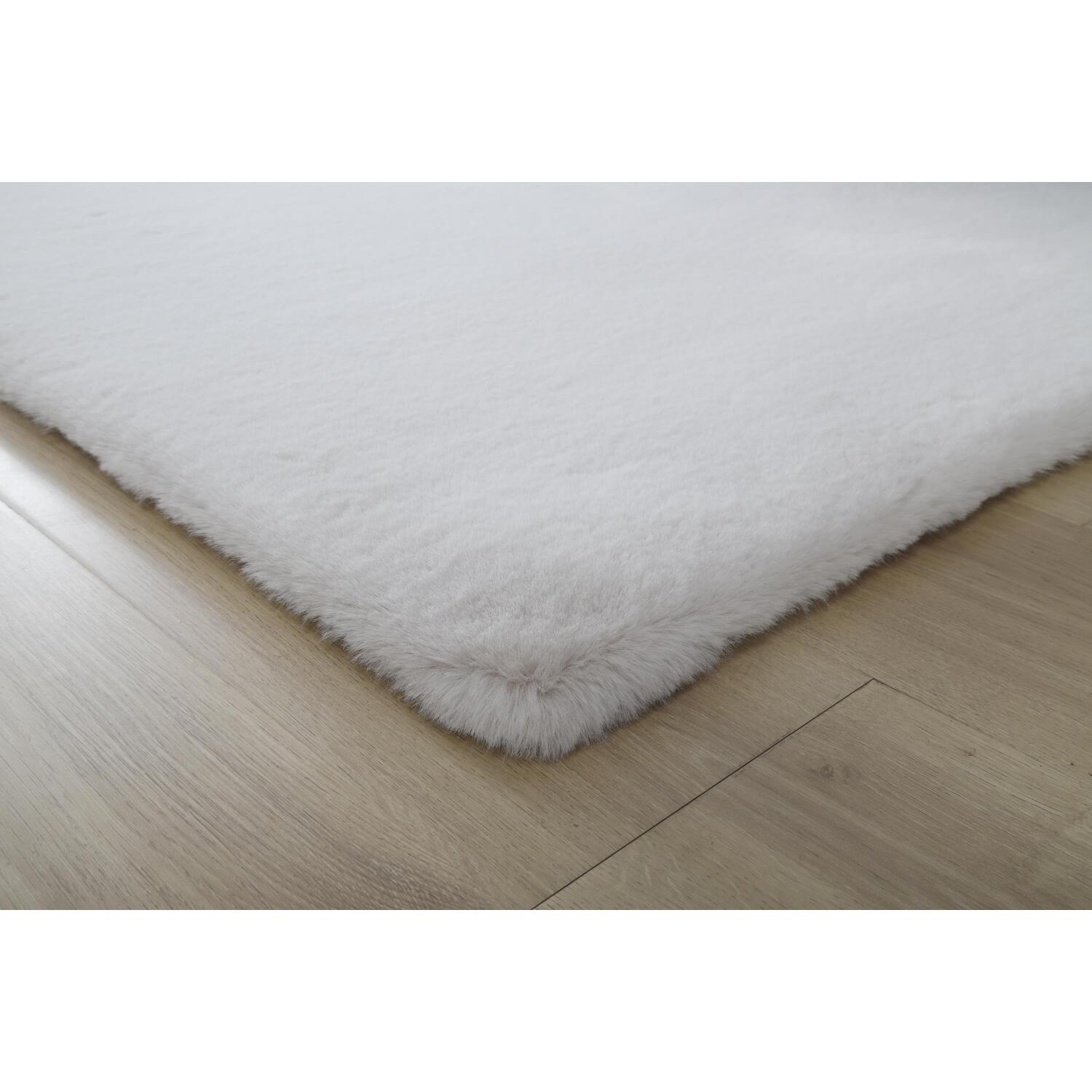 Mink Faux Rabbit Fur Rug 150 x 100cm Image 3