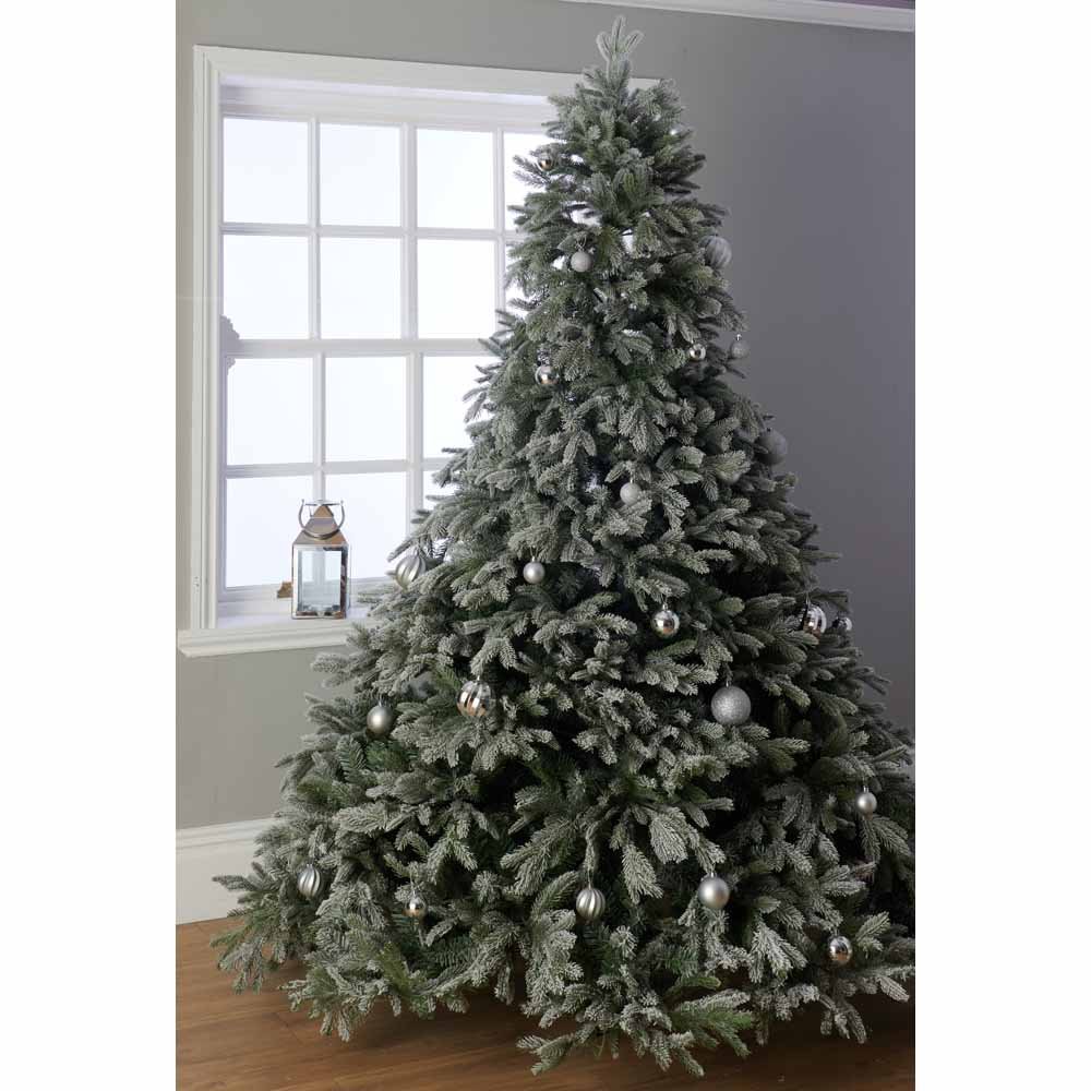 Wilko 7ft Natural Drop Frosted Tip Flute Christmas Tree Image 5