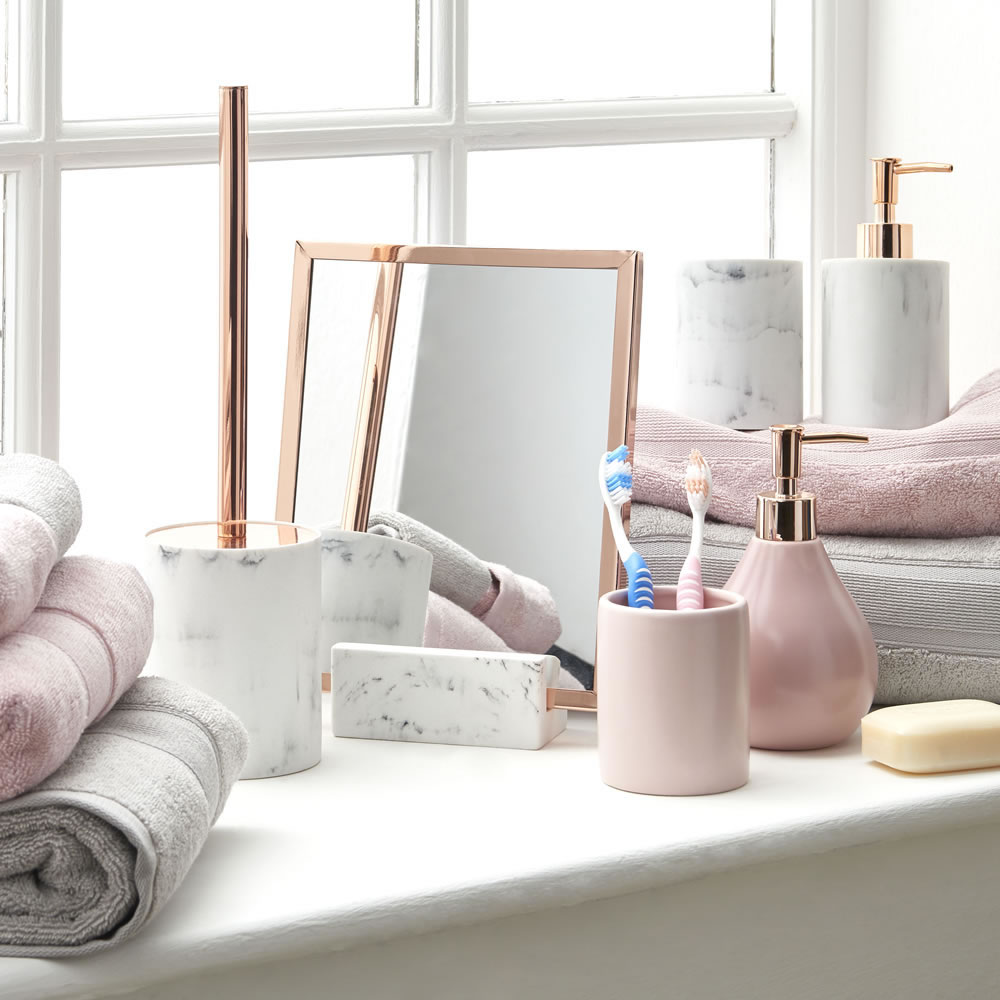 Wilko Pink Soap Dispenser Wilko