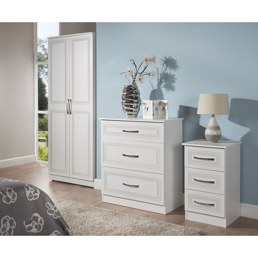 Madrid White 4 Drawer Deep Chest of Drawers Wilko