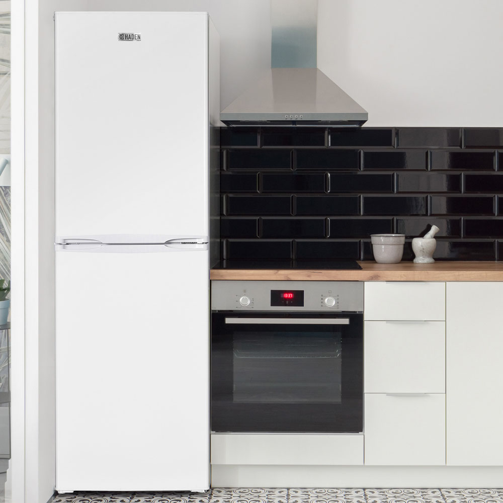 Haden HK240W-E White Wide Manual Defrost 138L Fridge Freezer Image 2