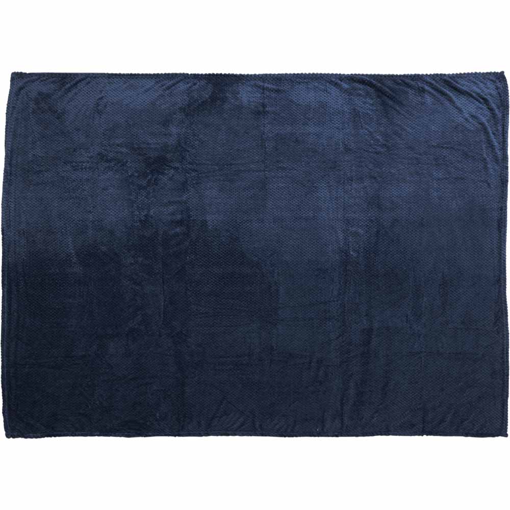Wilko Navy Waffle Throw 200 x 240cm Wilko