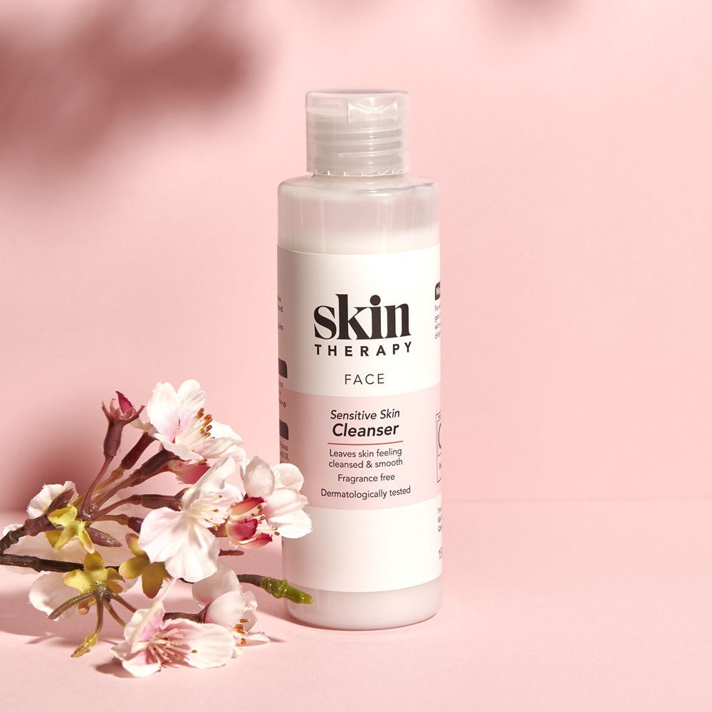 Skin Therapy Sensitive Skin Cleanser 150ml Image 2