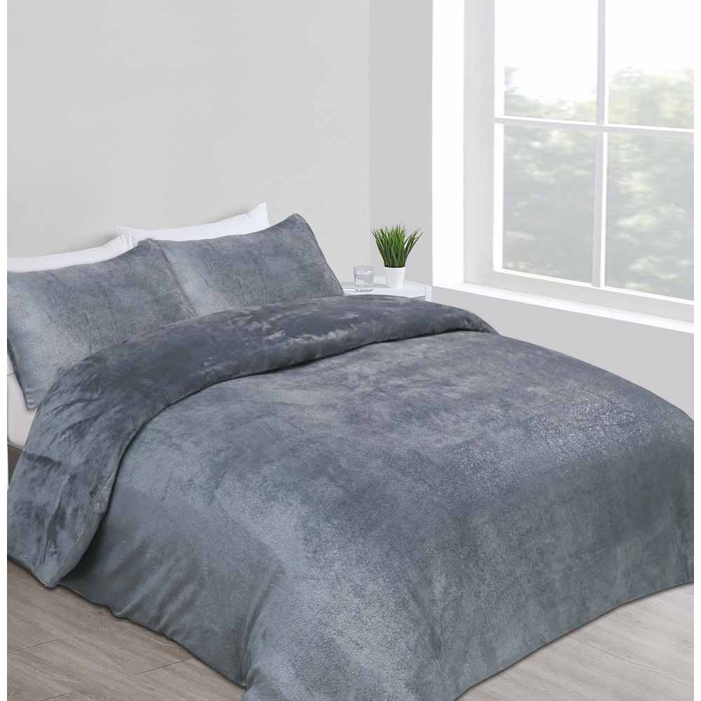 Wilko Charcoal Sparkle Teddy King Size Duvet Set Wilko