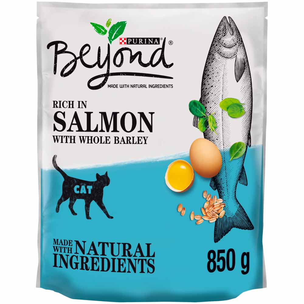 Beyond Simply Dry Cat Food Rich in Salmon 850g Image 1