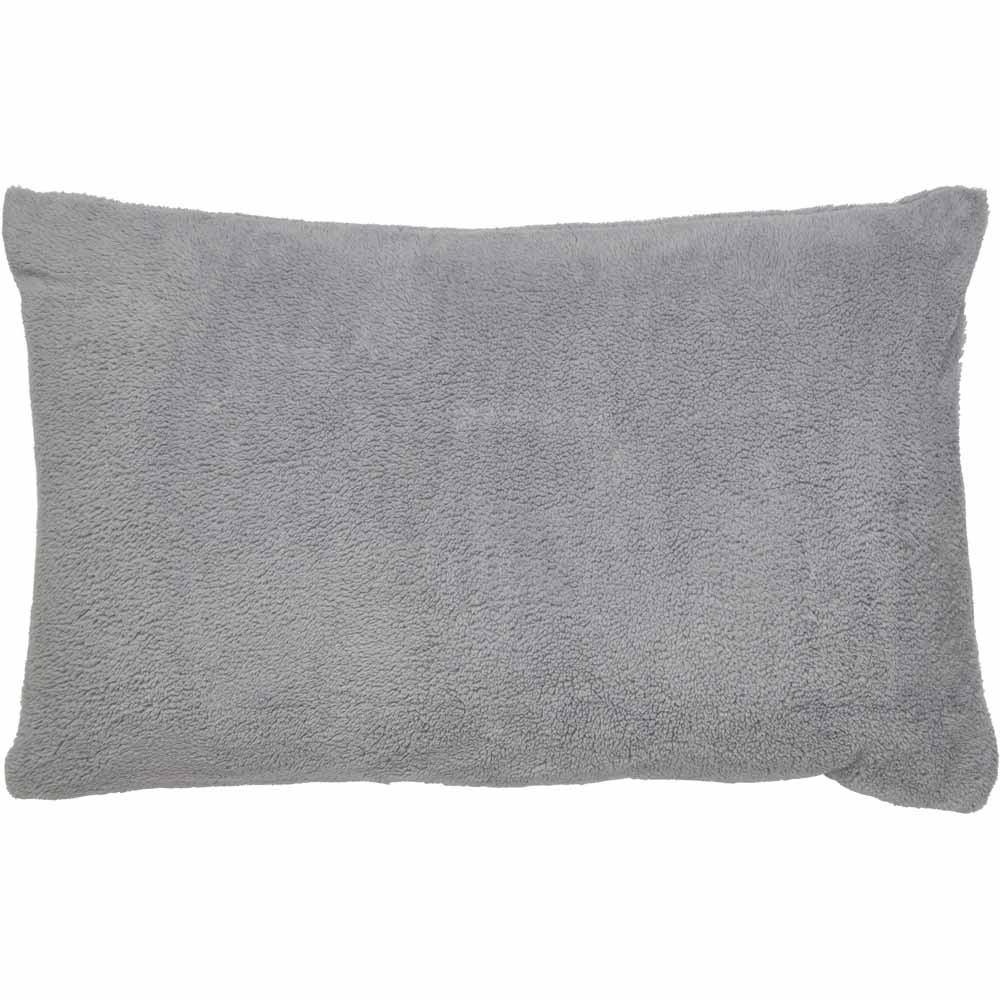 Wilko Grey Soft Teddy Fleece Housewife Pillowcases 2 Pack Image 1