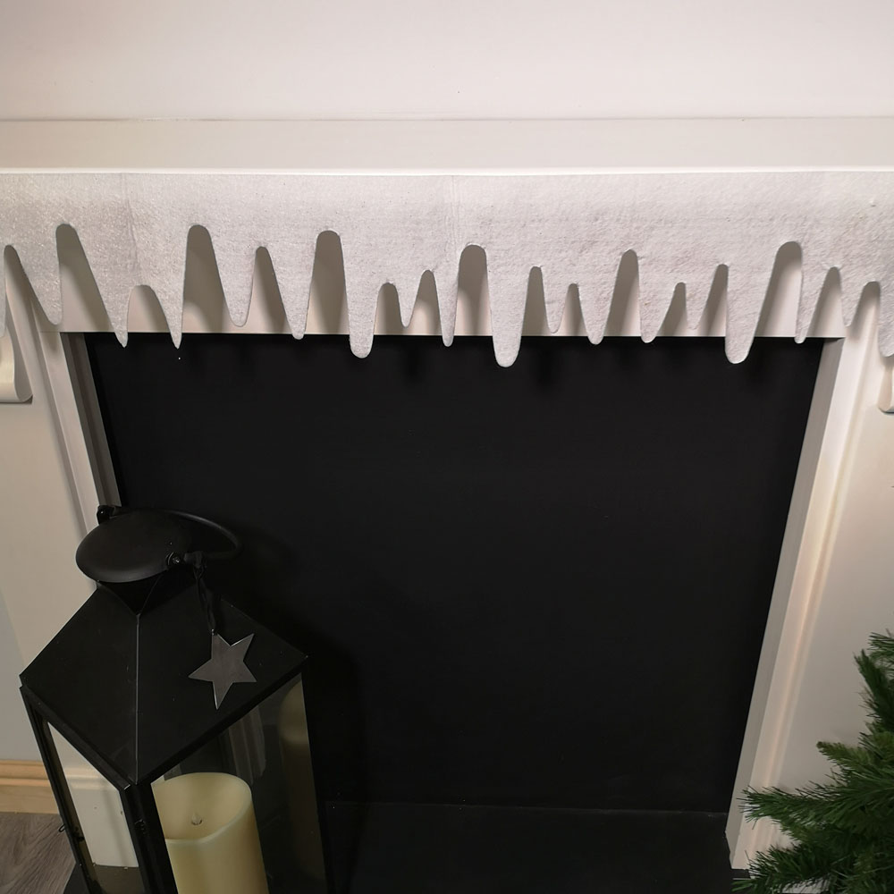 Premier Glitter Icicle White Felt Fringe Wall Fireplace Christmas Decoration 18 x 240cm Image 8
