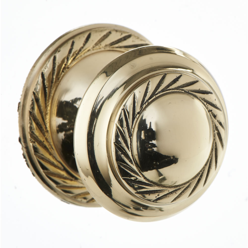 Wilko Door Knob Brass 32mm Wilko
