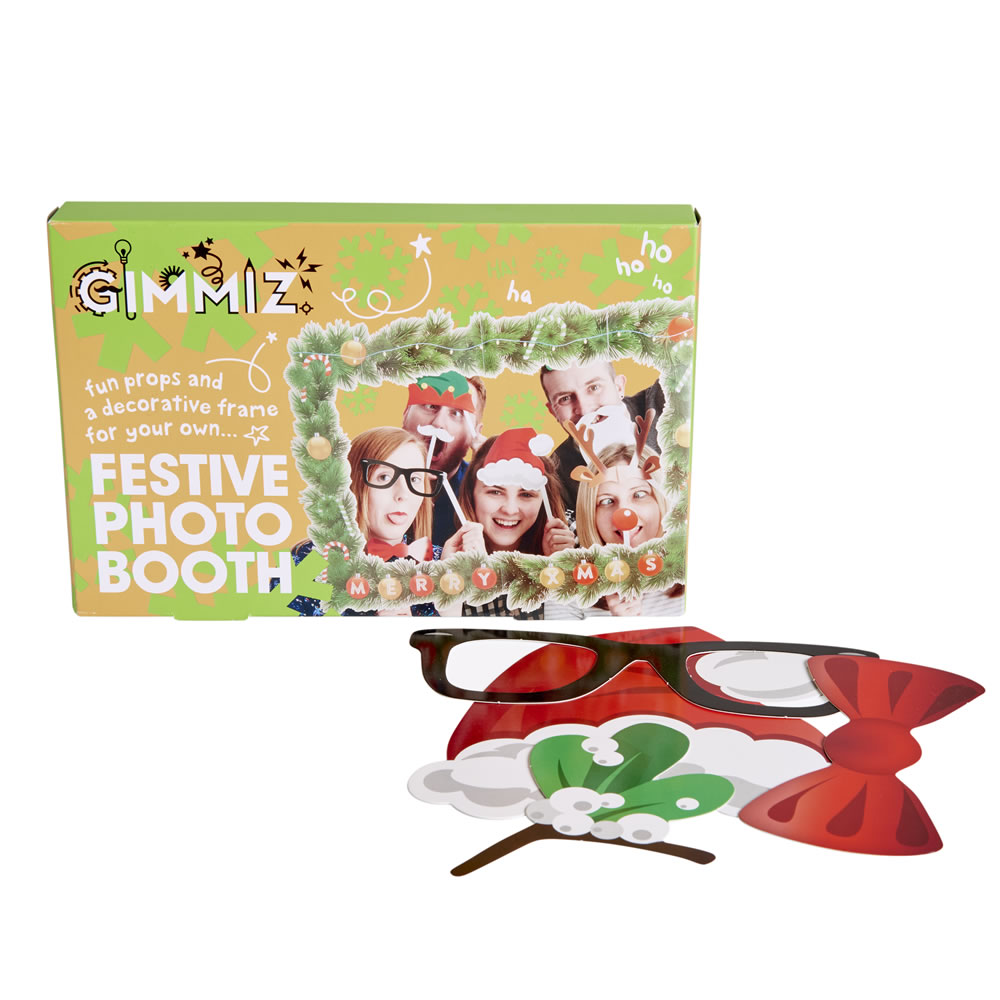 Gimmiz Festive Photo Booth Wilko