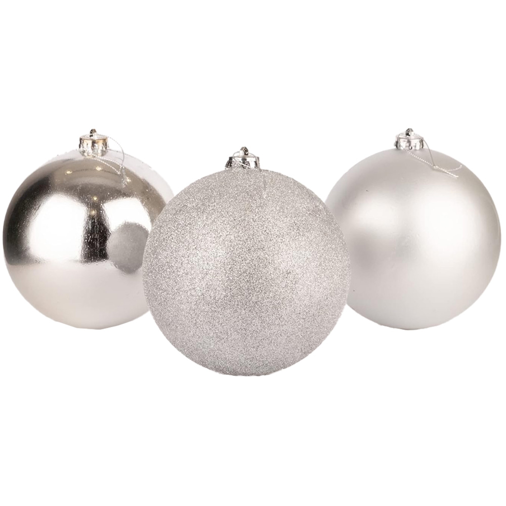 Shatchi 6cm Silver Shatterproof Christmas Bauble 18 Pack Image 2