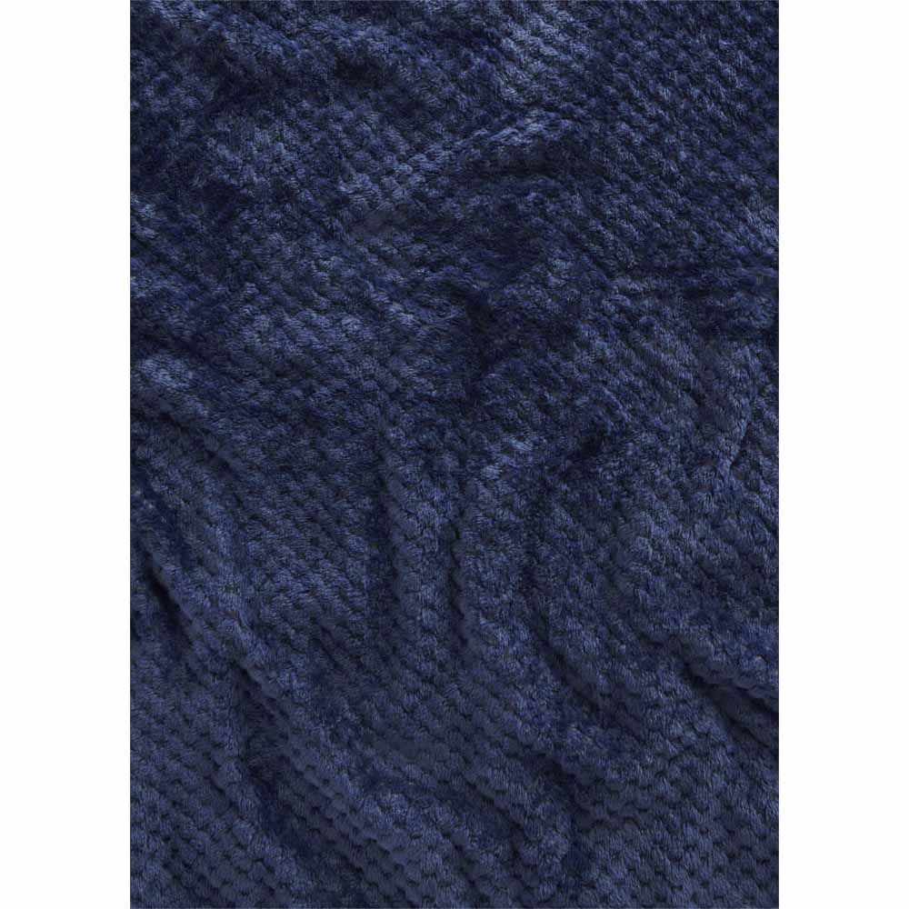 Wilko Navy Waffle Throw 200 x 240cm Image 3