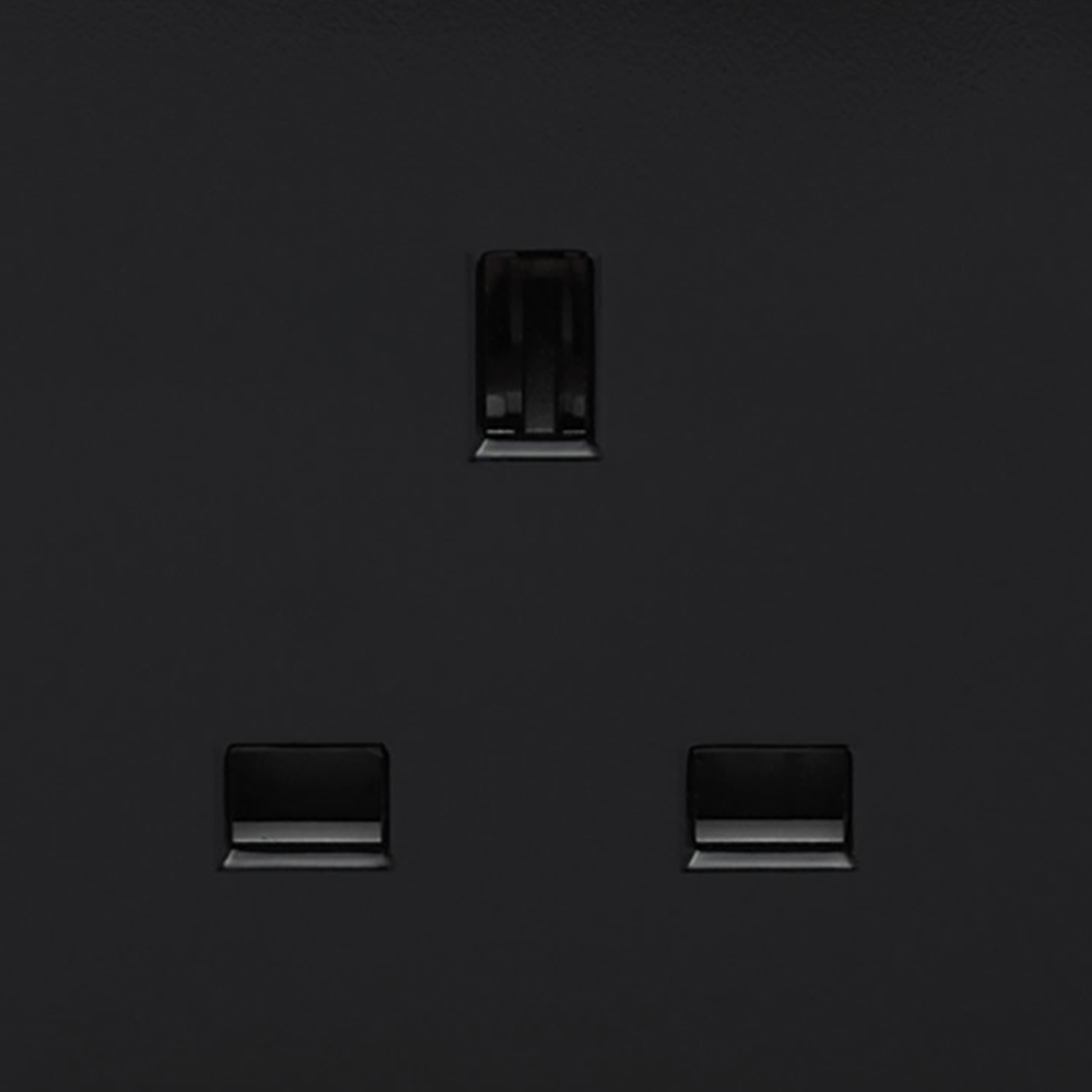 Trendi Switch 1 Gang 13amp Piano Black Switched Plug Socket Image 2