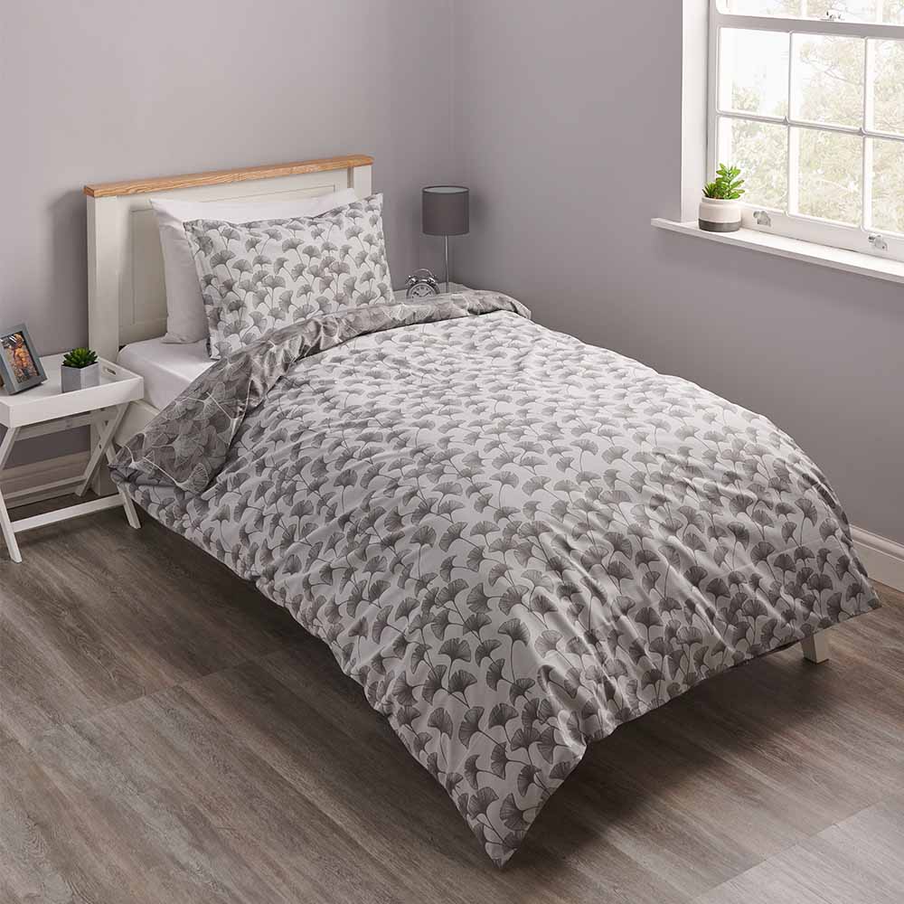 Wilko Single Gingko Leaf Reversible Duvet Set Image 1