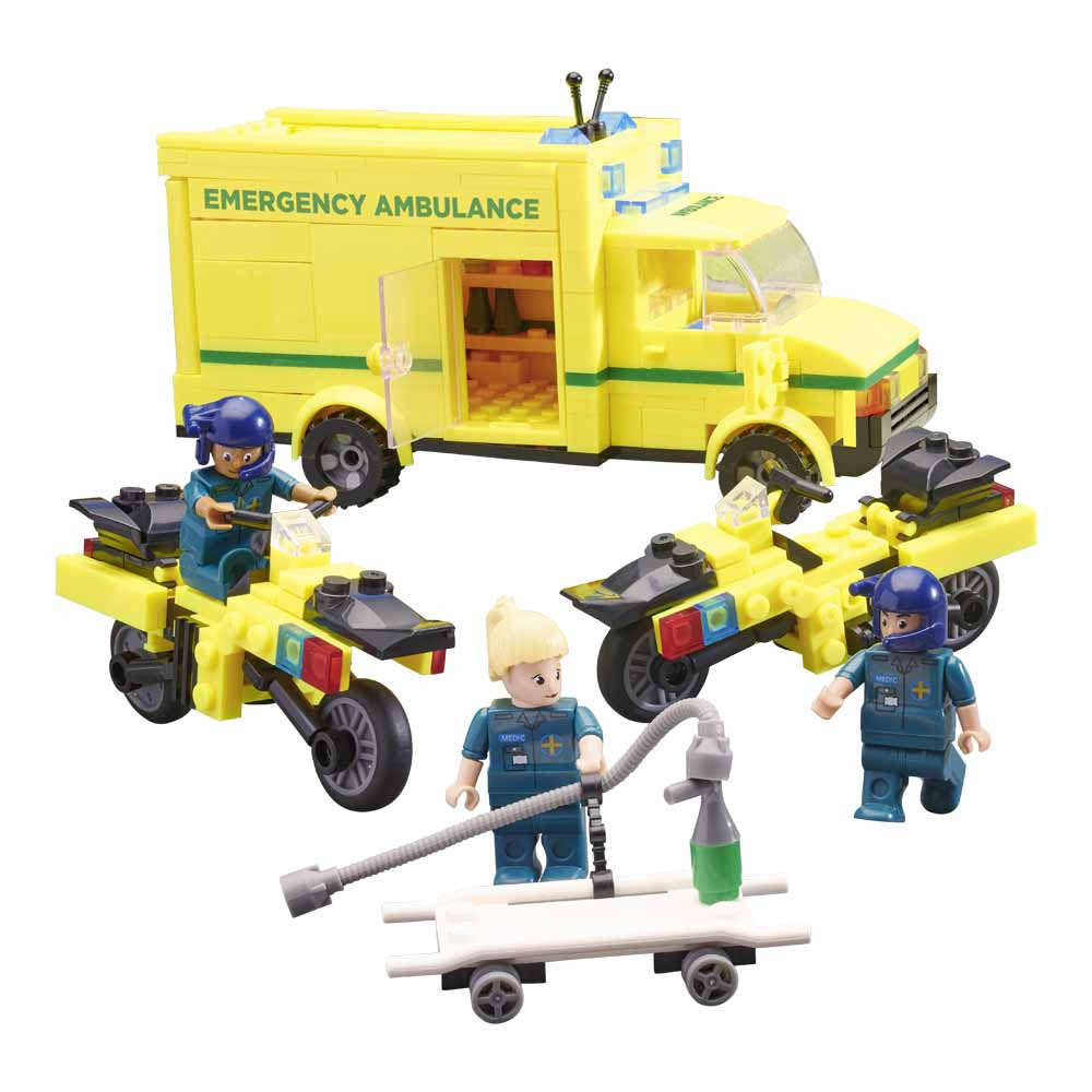 Wilko Blox City Ambulance Large Set Image 2