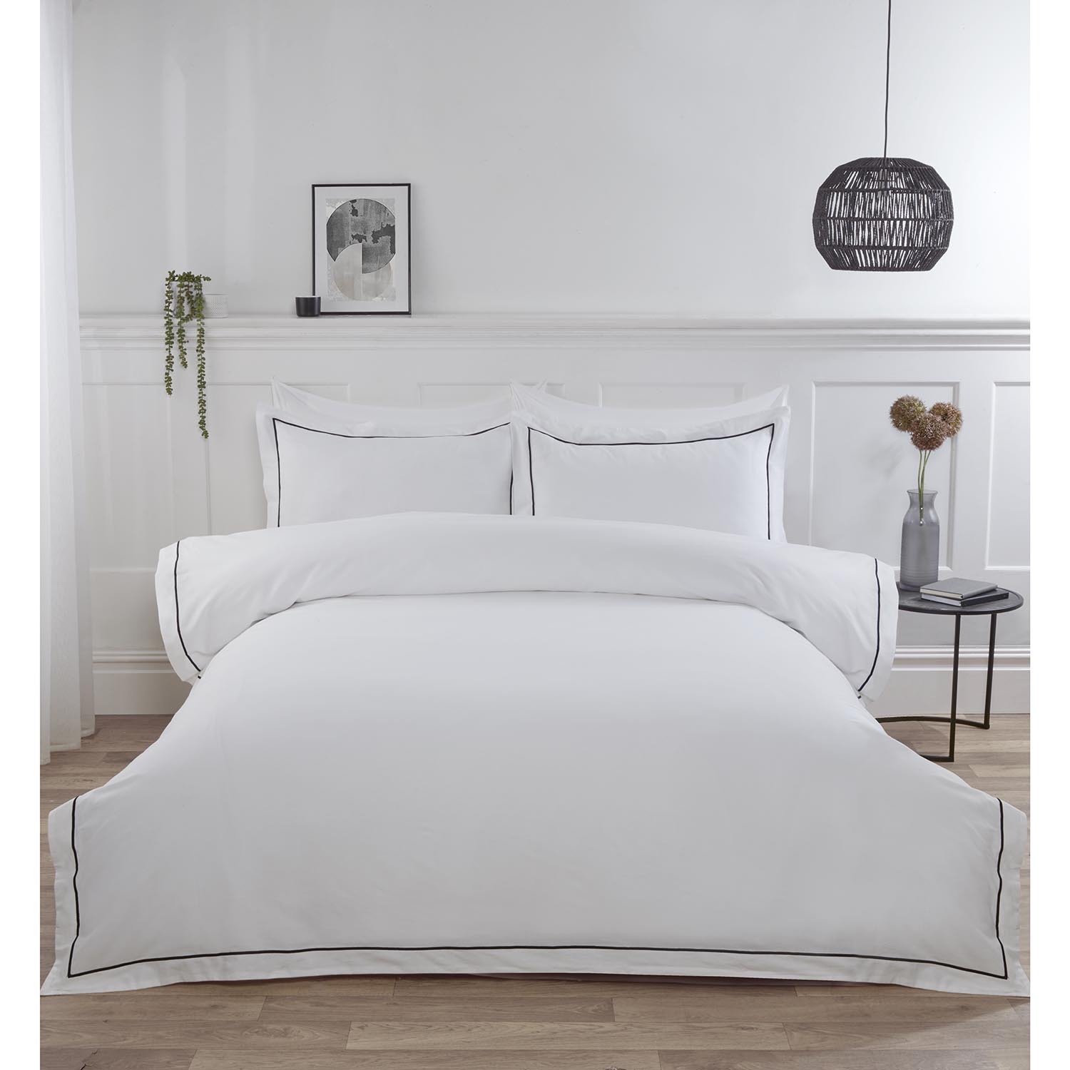 Oxford Bamboo Duvet Cover and Pillowcase Set - White / King Image 1