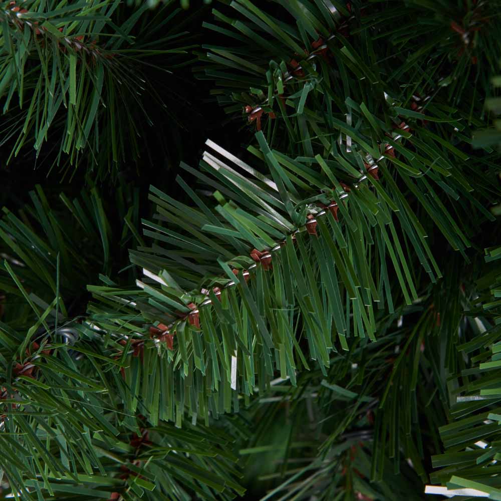 Wilko 9ft Pre Lit Outdoor Fir Tree Wilko