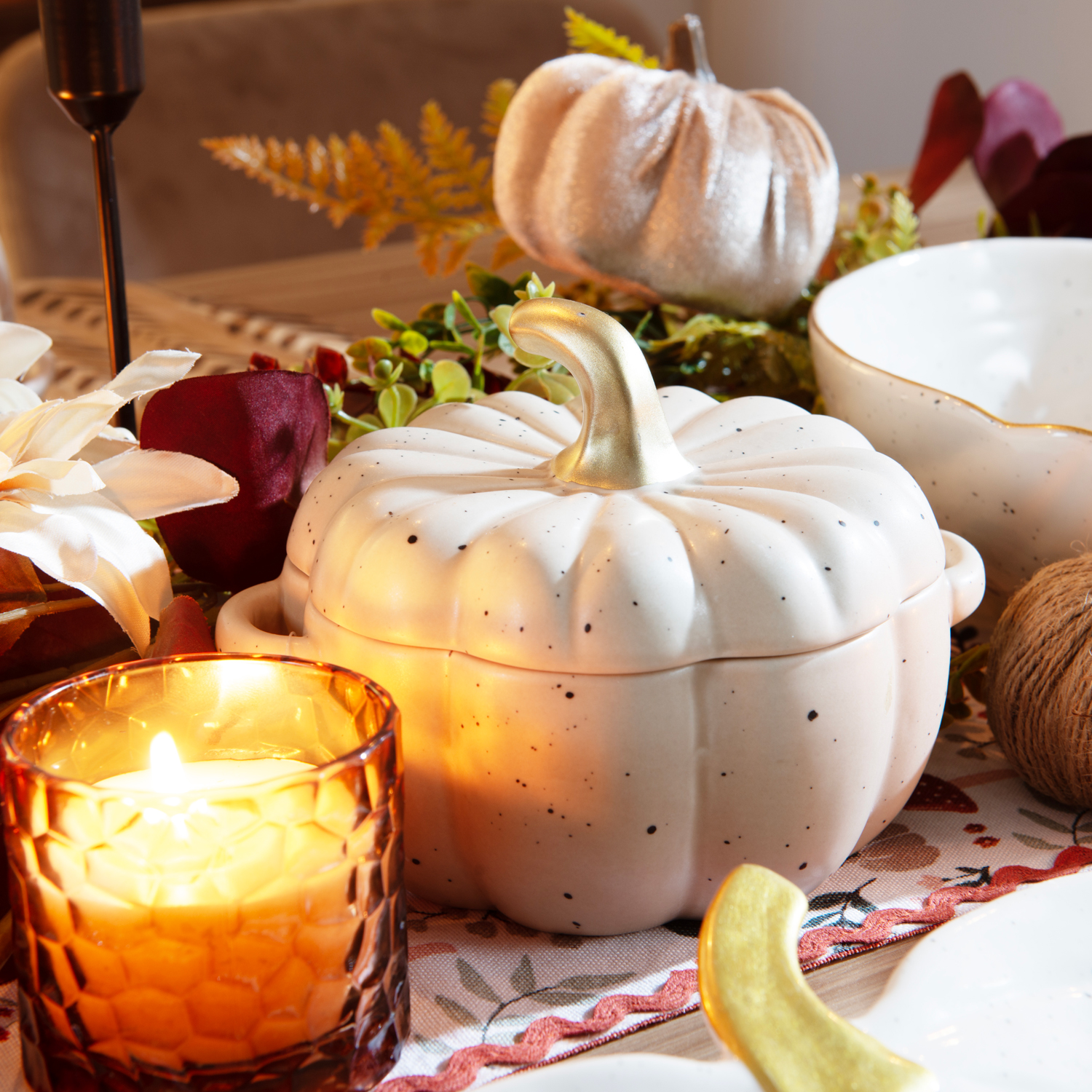 Small Pumpkin Serving Bowl Image 3