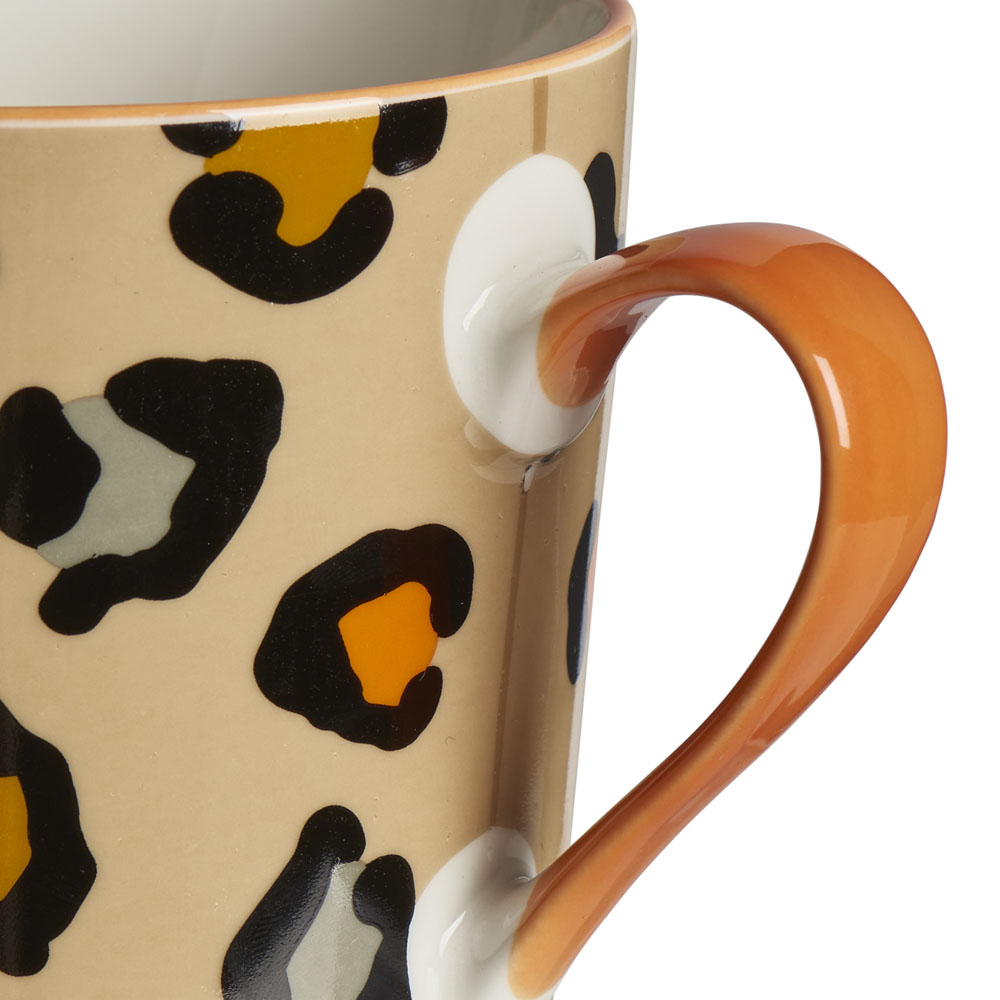 Wilko Natural and Orange Leopard Print Mug Image 3