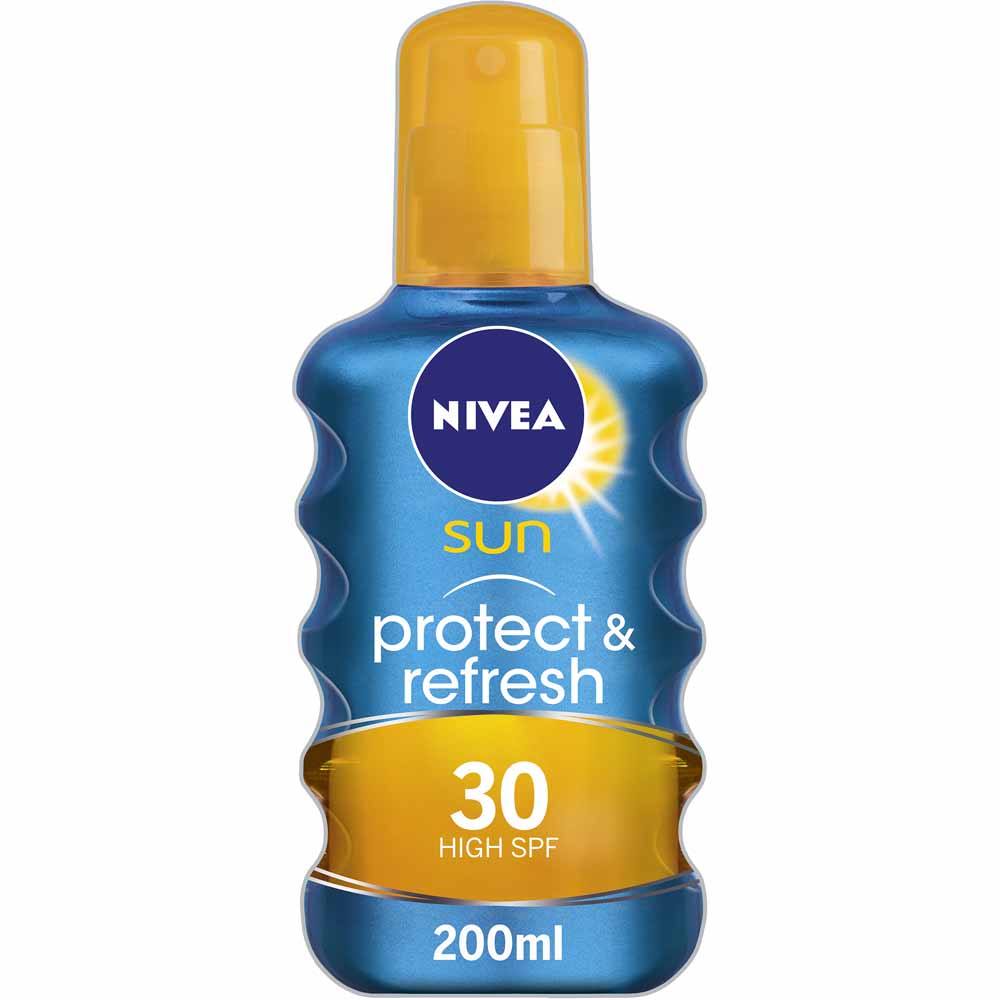 Nivea Sun Protect And Refresh Invisible Cooling Sun Spray SPF 30 High 200ml Image