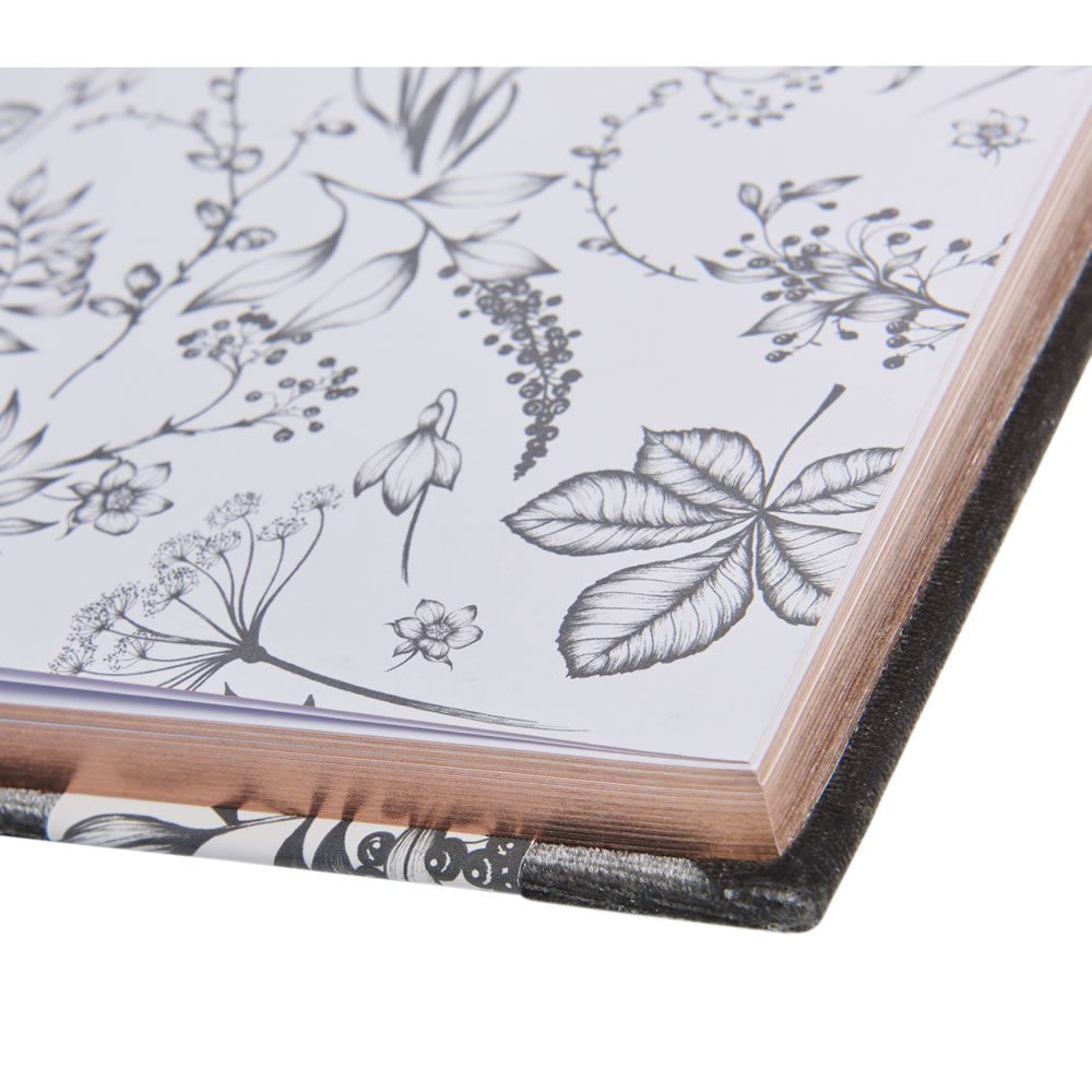 Wilko Treasured A5 Premium Velvet Notebook Image 3