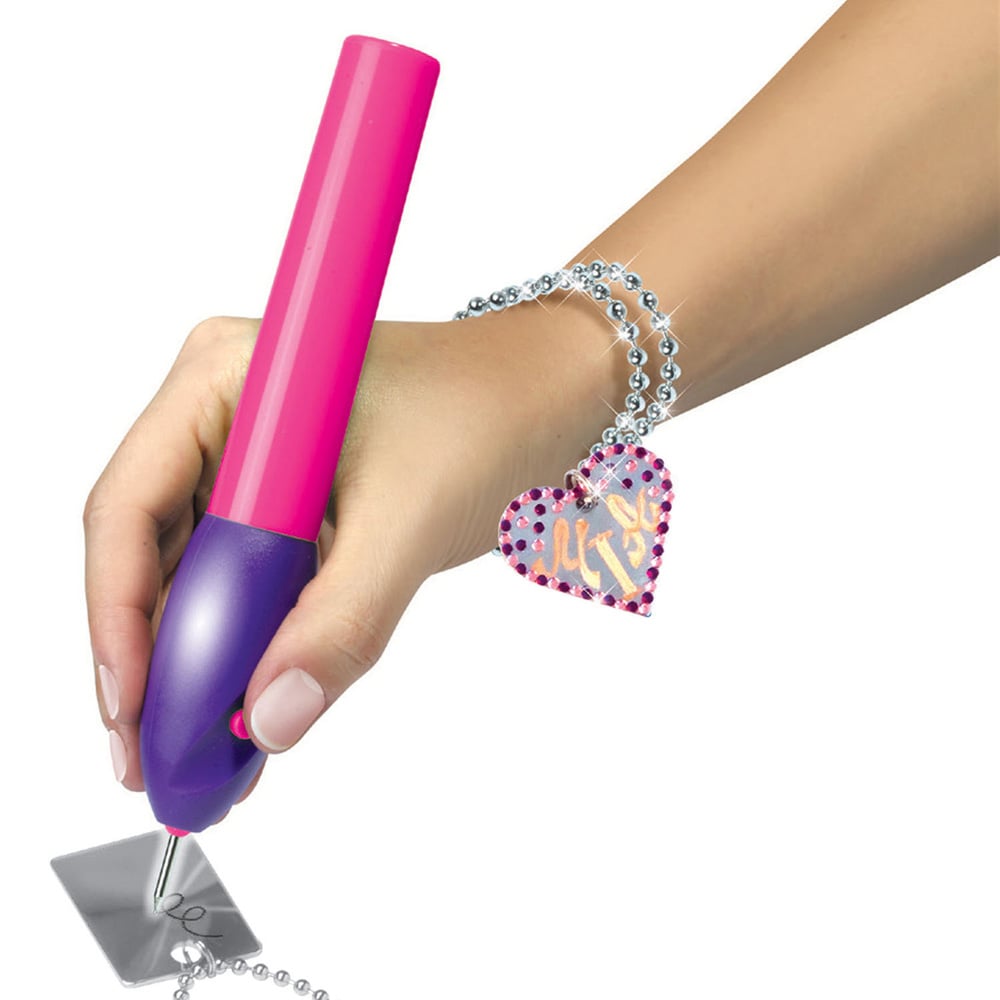 Small World Toys Make Your Own Engrave and Flip Metal Jewellery Kit Image 4