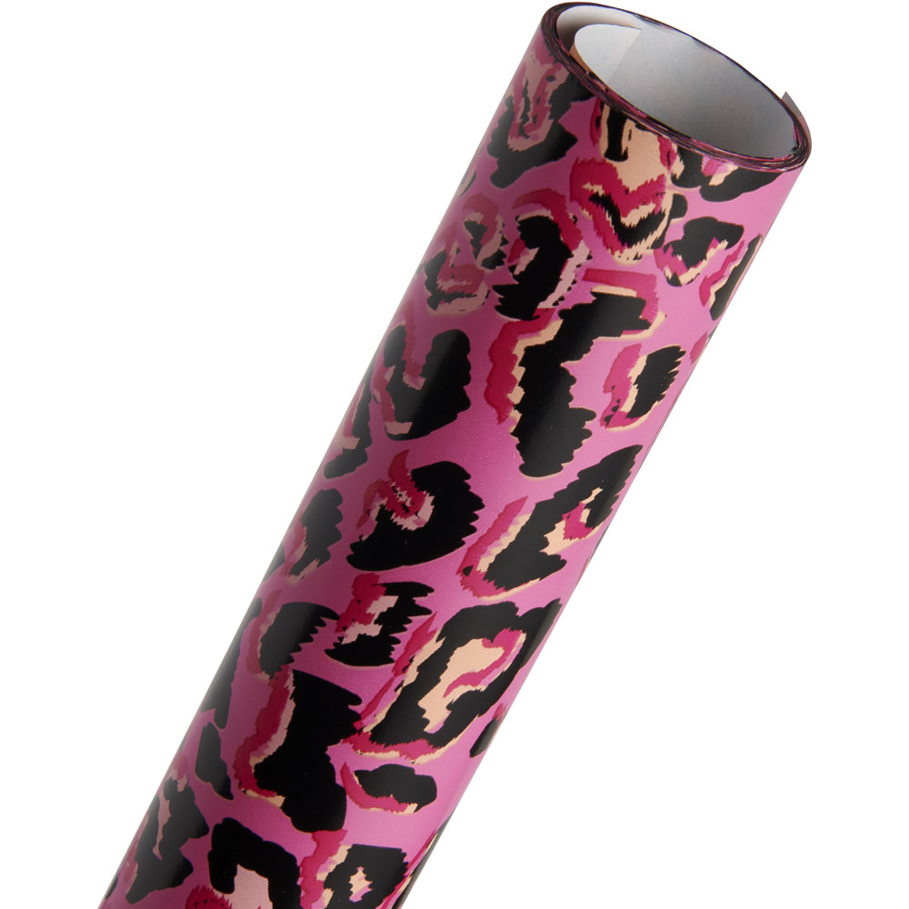Wilko 3m Pink Leopard Print Roll Wrap Image 3