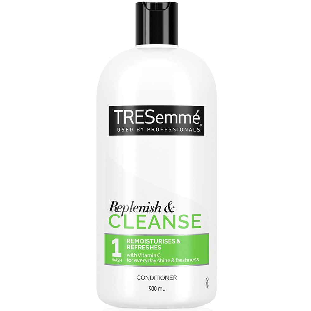 TRESemme Cleanse and Replenish Remoisturising Conditioner 900ml 4 Pack Image 3