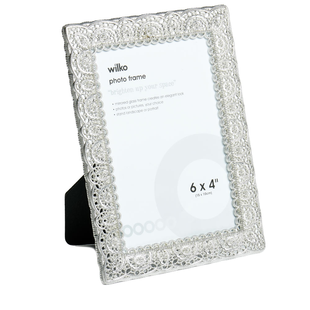 Wilko Silver Lace Effect Photo Frame 6 x 4 Inch Image 2