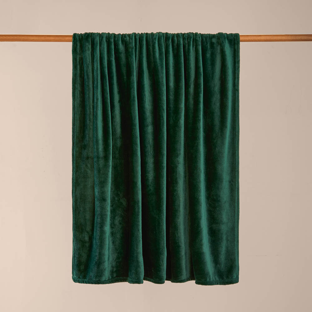 Furn Harrow Emerald Fleece Throw 140 x 180cm Image 6