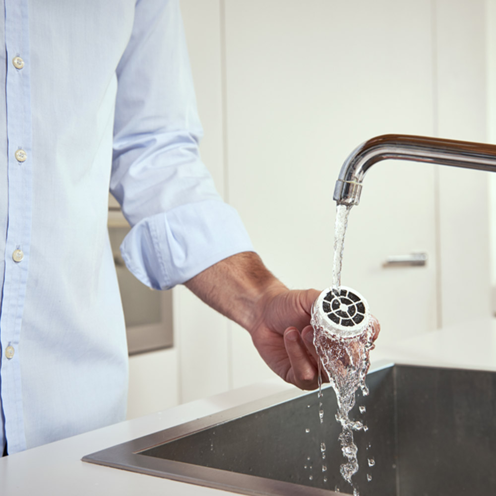 Aqua Stainless Steel Optima Water Filter Bottle 550ml Wilko