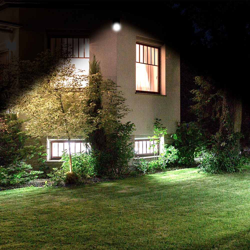 JML Handy Brite Solar LED Spotlight Image 2