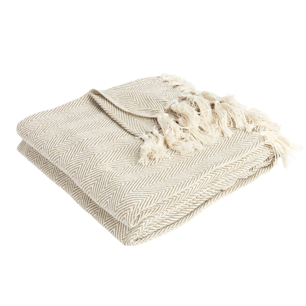 Wilko Natural Chevron Weave Throw 150 x 180cm Wilko