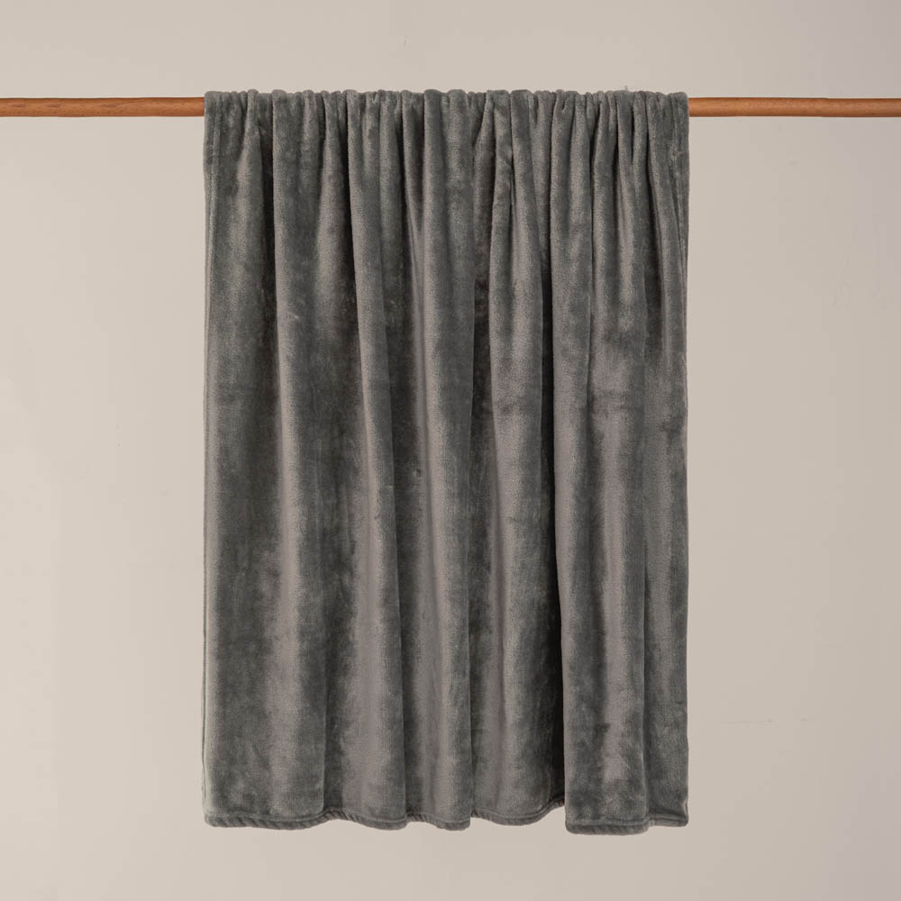 Furn Harrow Charcoal Fleece Throw 140 x 180cm Image 6