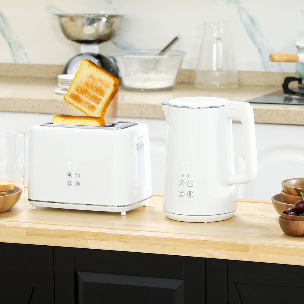 HOMCOM 800-211V70CW White 1.5L Fast Boil Electric Kettle 3000W and 2 Slice Toaster Set Image 2