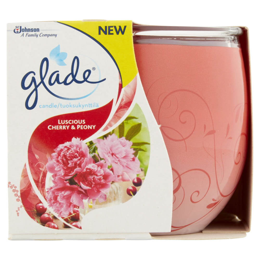 Glade Luscious Cherry and Peony Scented Candle Image