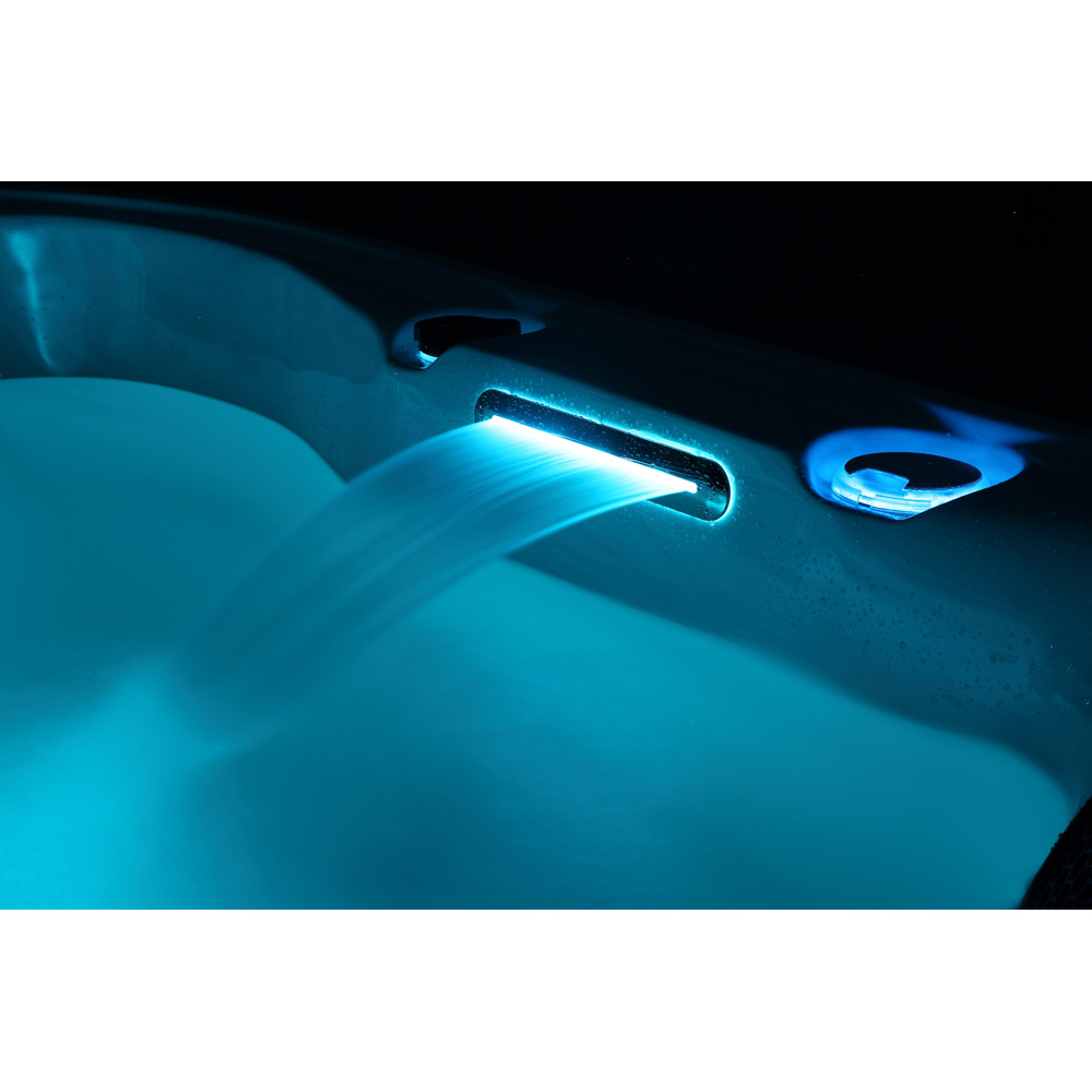 Great Lakes Cambridge 6 Person UV Hot Tub 200 x 200cm Image 4