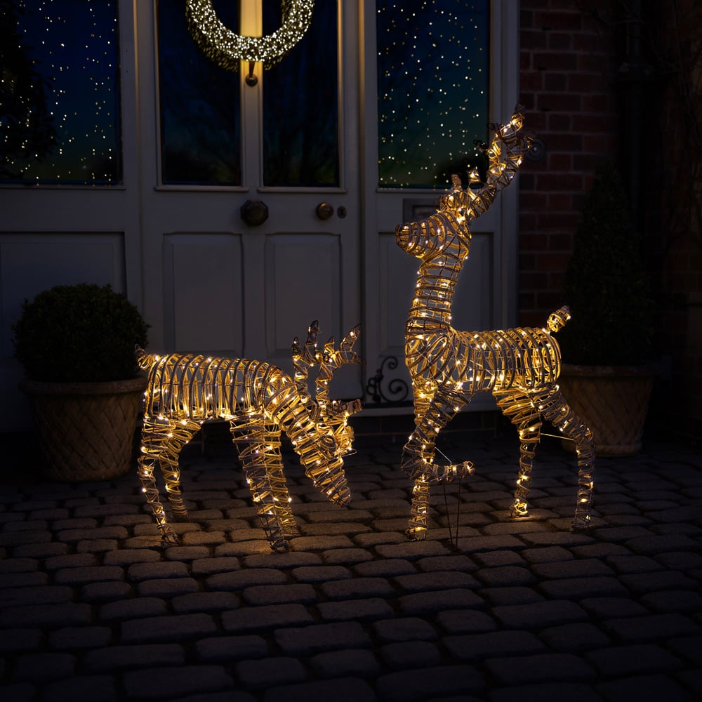 Charles Bentley Large Rattan Light Up Reindeer Christmas Decoration 120cm Image 6